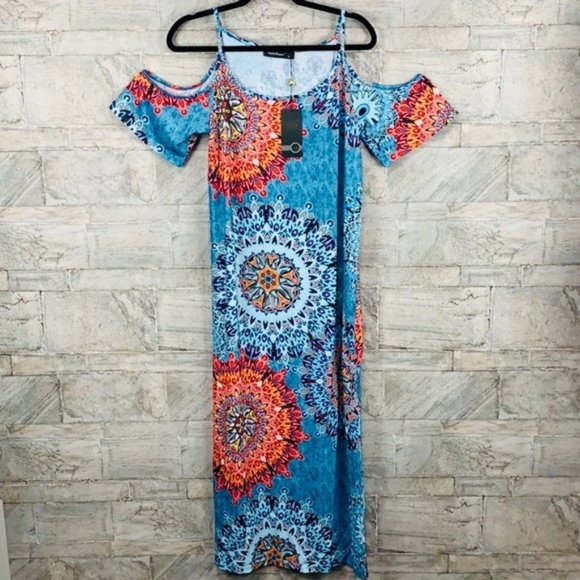 Dresses & Skirts - Style Dome floral Could Shoulder Dress Size Medium